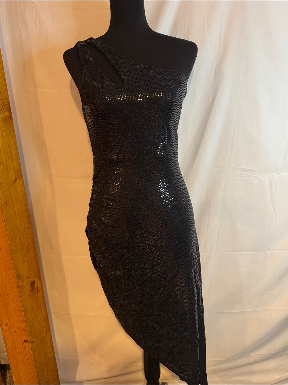 Express Black One-Shoulder Sequin Asymmetrical Dress